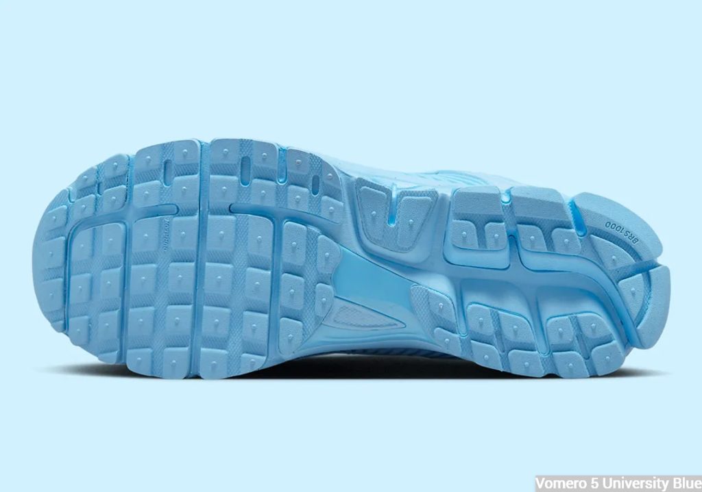 Nike Zoom Vomero 5 University Blue sole