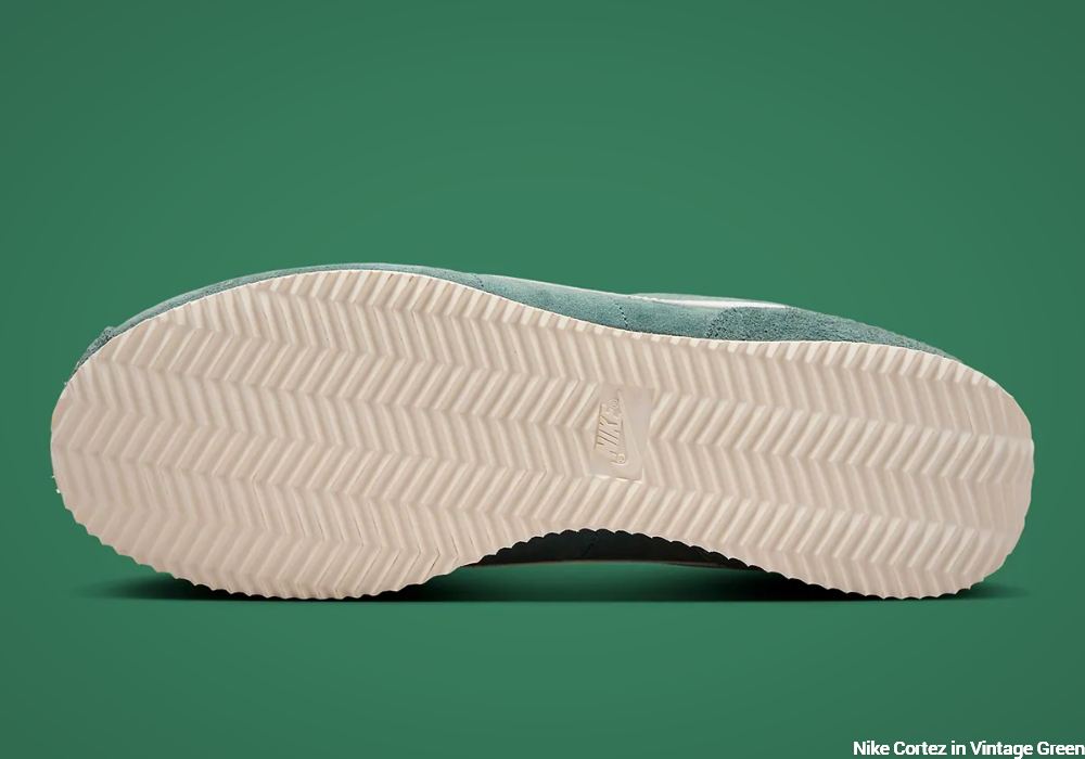 Nike Cortez Vintage Green - sole units