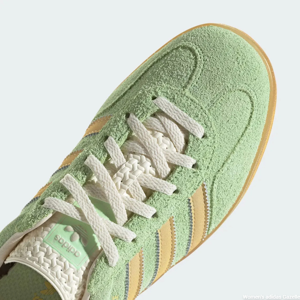 Women's green adidas Gazelle - toebox and shoelace