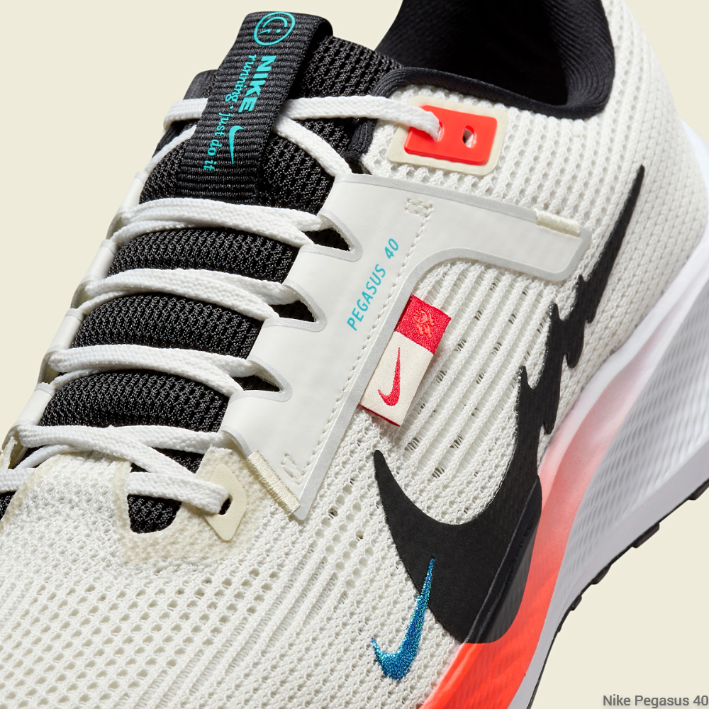 Nike Pegasus 40 - laces