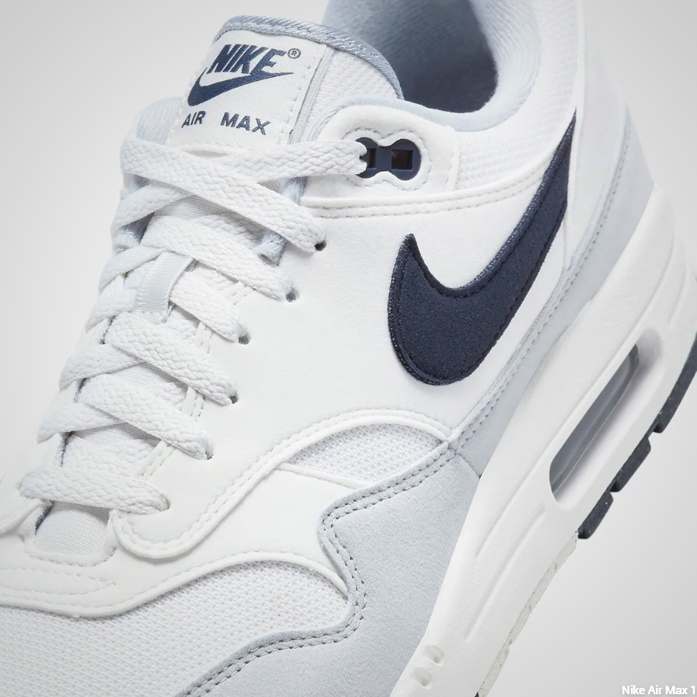 Nike Air Max 1 laces