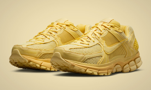 Nike Zoom Vomero 5 - Saturn Gold