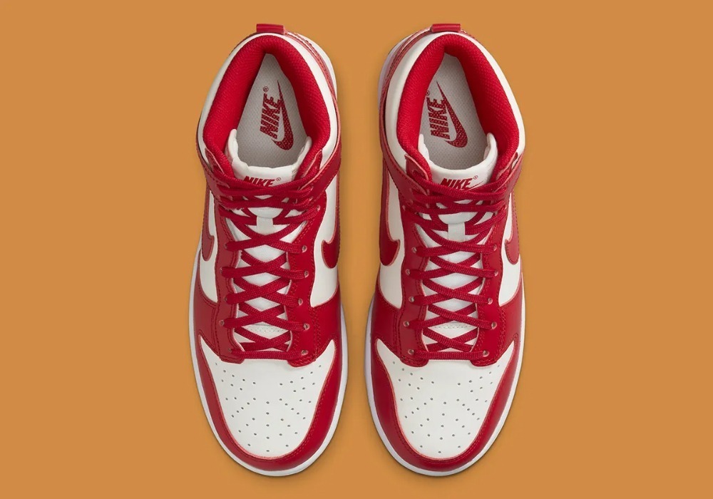 Nike Dunk High - red overlays