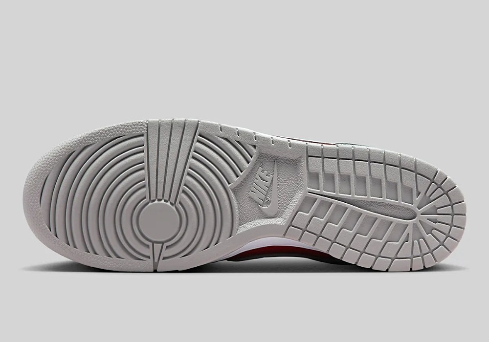 Nike Dunk Low 'Ultraman' - sole units