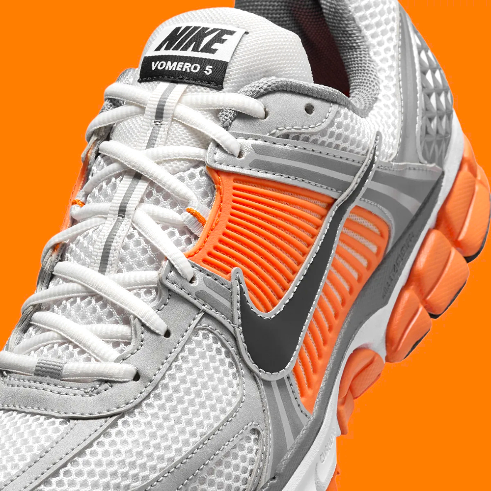 Nike Zoom Vomero 5 laces/orange quarter cage