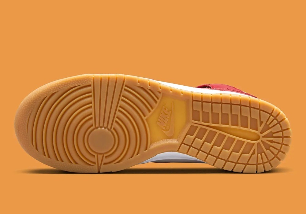 Nike Dunk High - gym sole