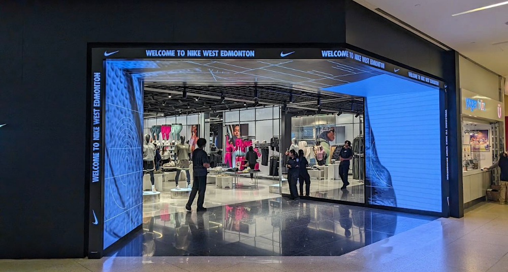 largest Nike Store