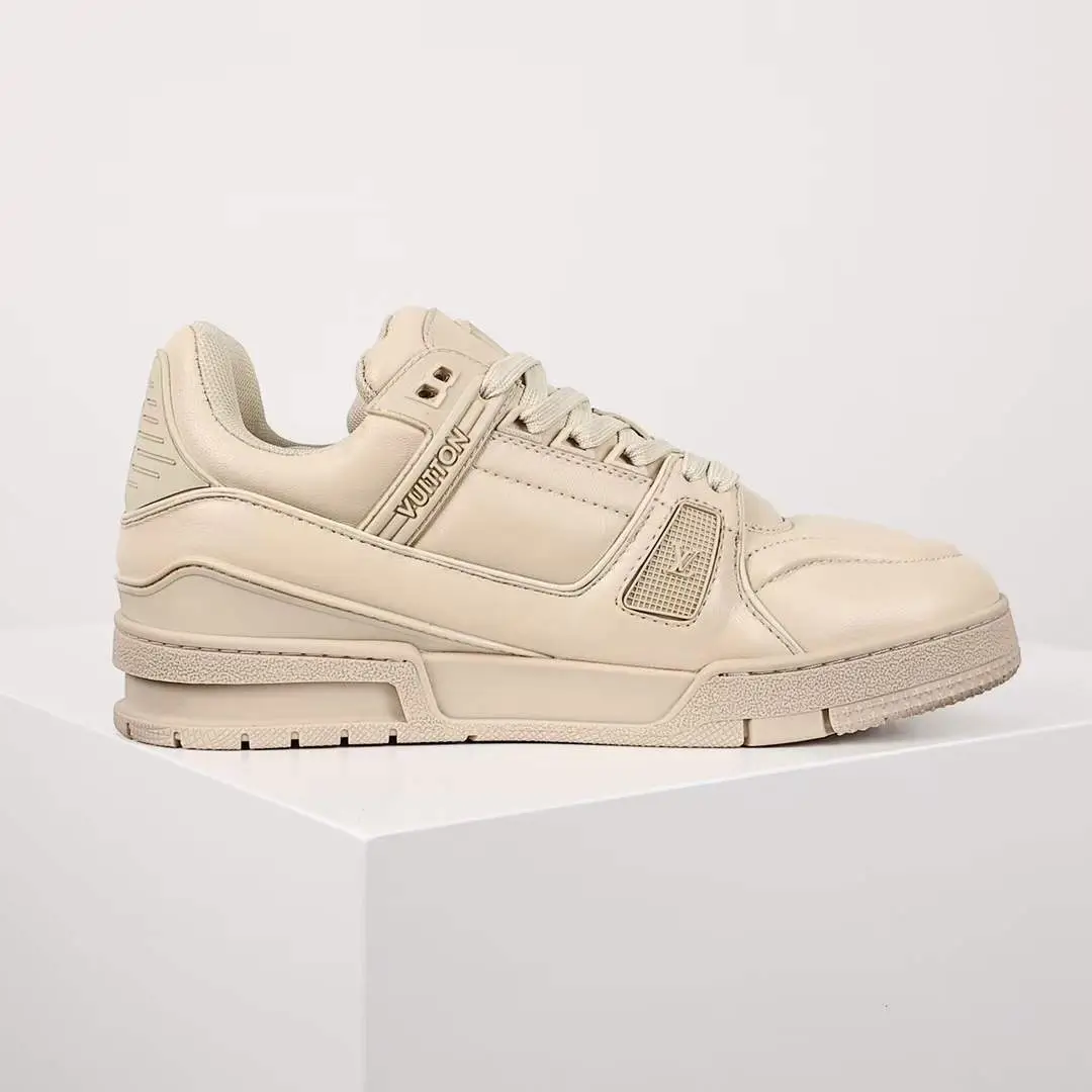 beige LV trainer - midsole