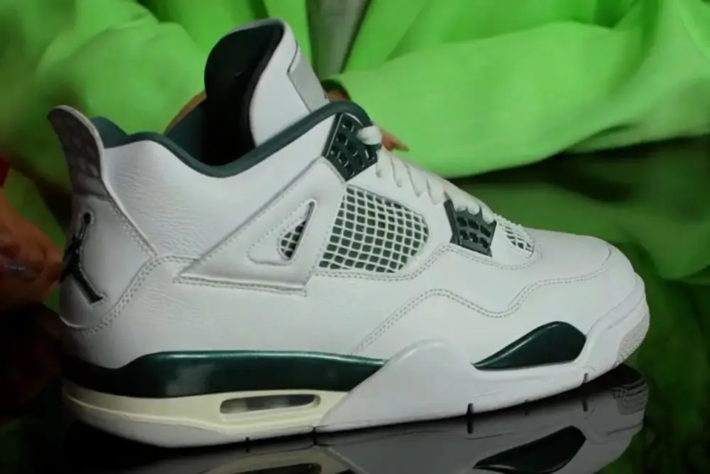 AJ4 "Oxidized Green"