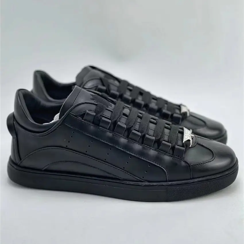 Black Dsquared2-laces