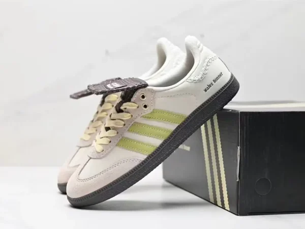 adidas sneaker-grey/olive