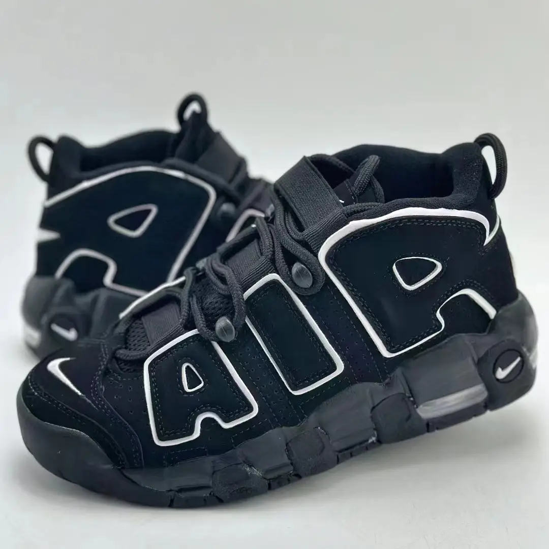 Air More Uptempo for women-black/white