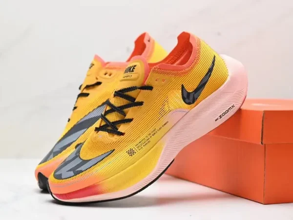 Vaporfly Next%-orange