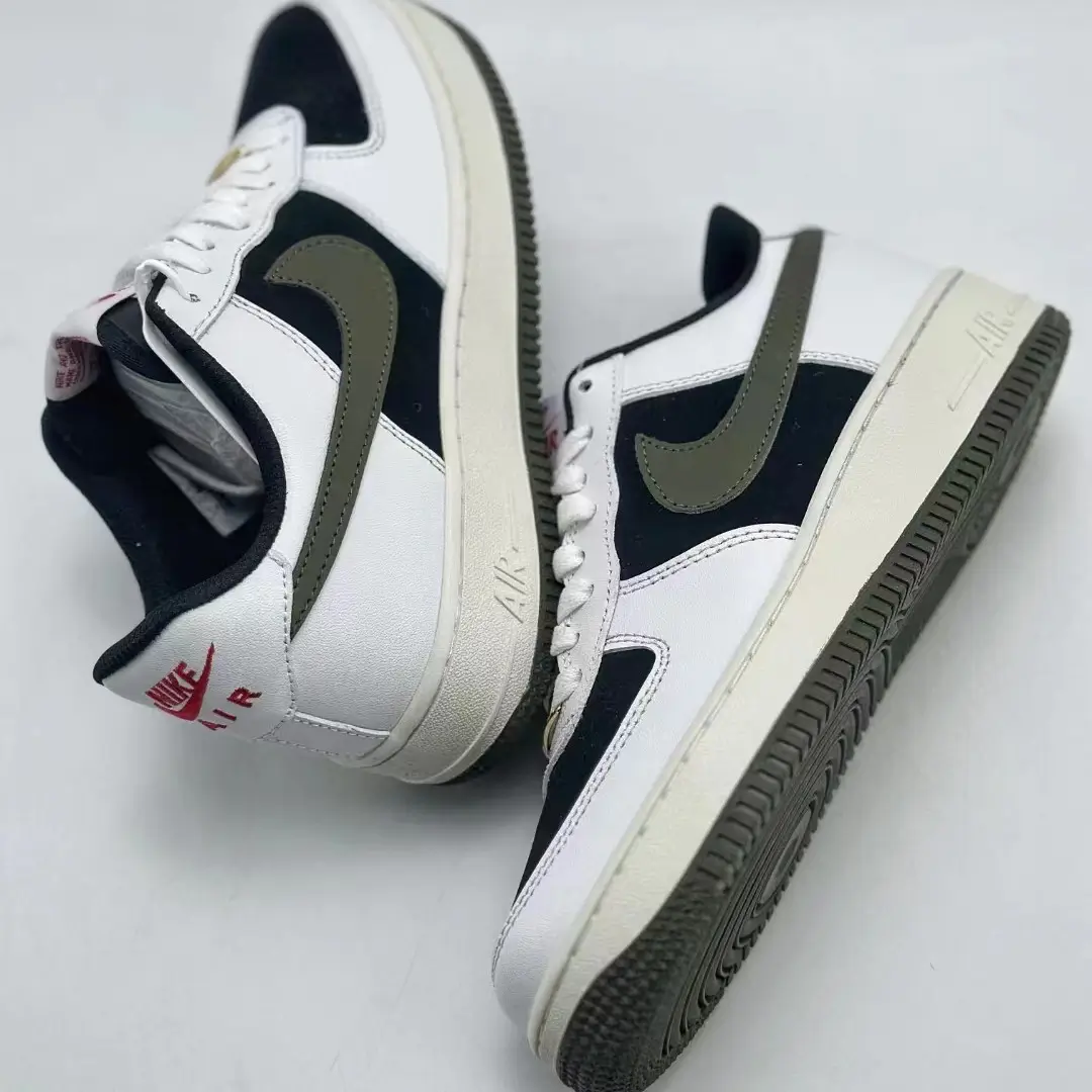 Nike Air Force 1 Low 07 sole units