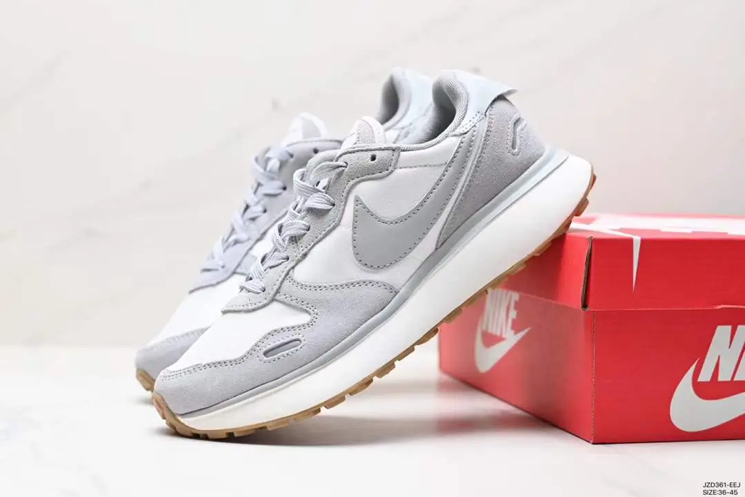 NIKE PHOENIX WAFFLE white/grey