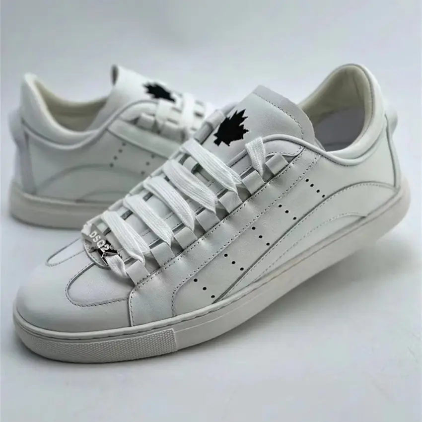 White Dsquared2-laces