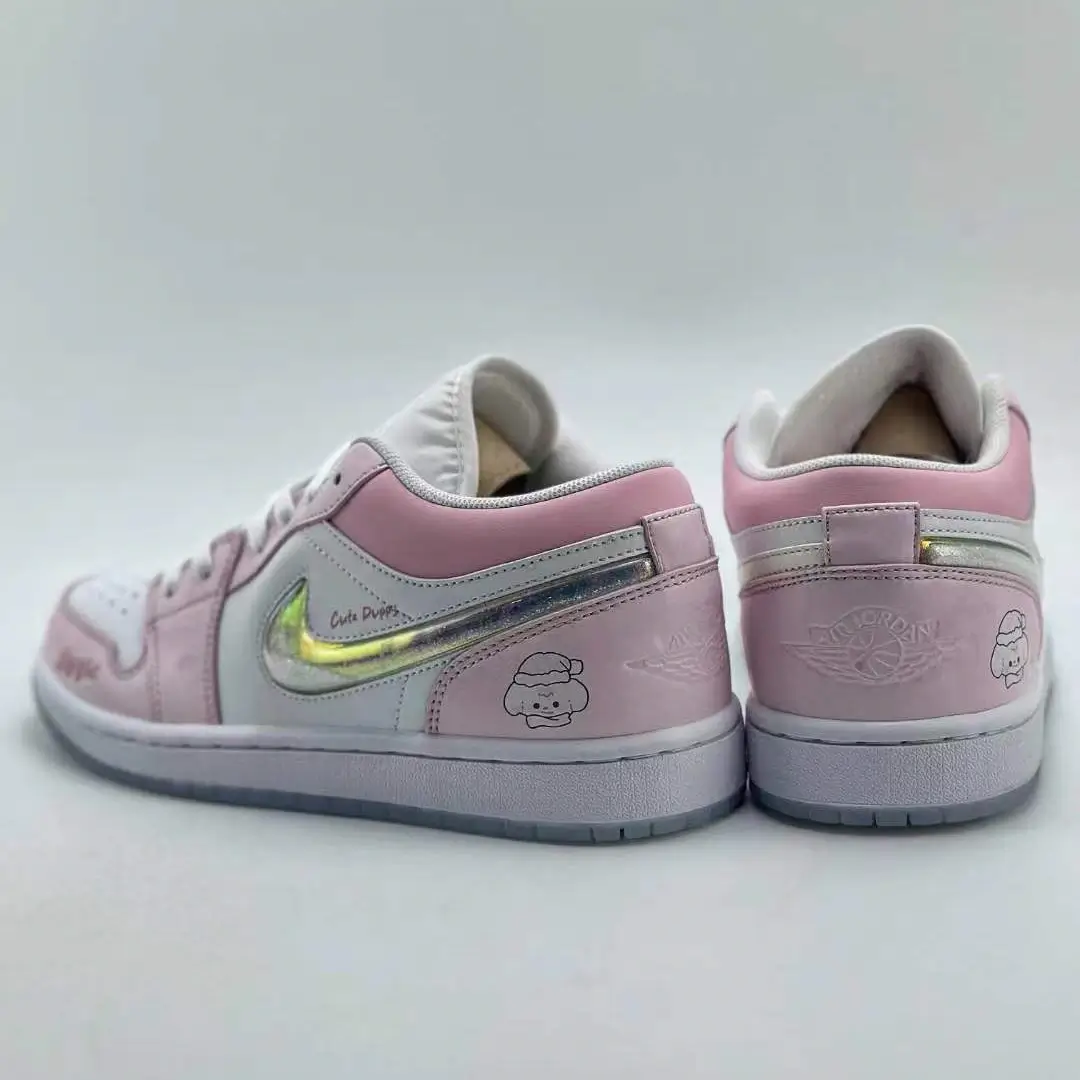 PINK AJ 1 Retro Low - heel counter