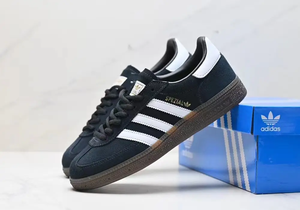 Handball Spezial "black"