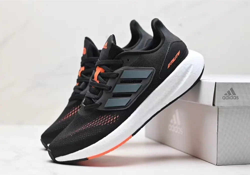 Adidas PureBOOST 22-black/white/orange