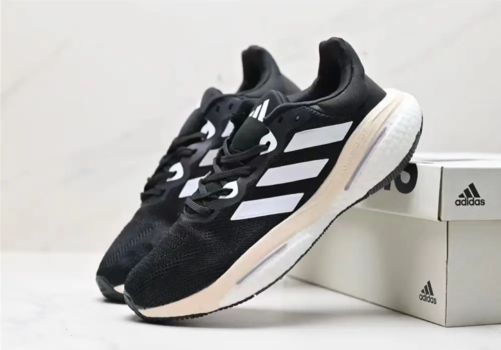 adidas SolarGlide 6-black