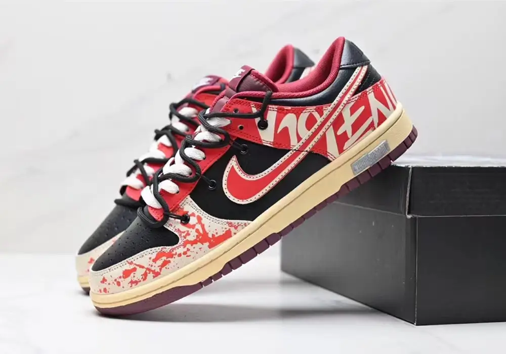 Nike SB Dunk Low-red/black