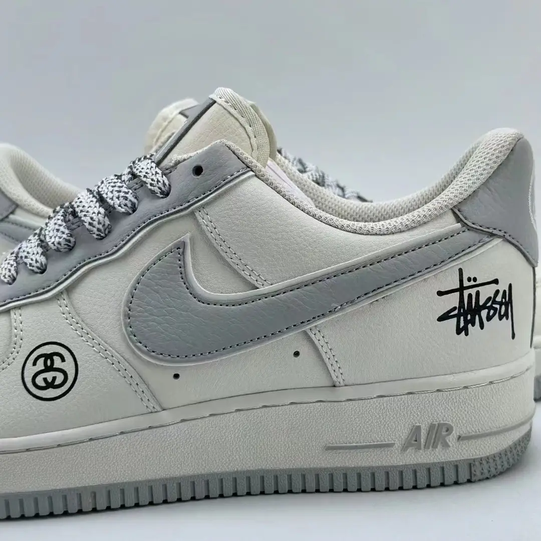 Air Force 1 Low Stussy - heel