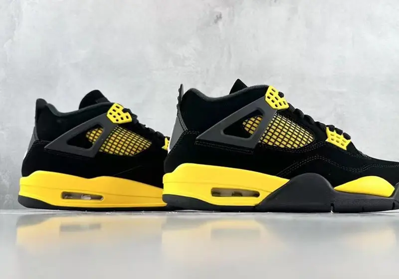 AJ4 "Thunder" | DH6927-017