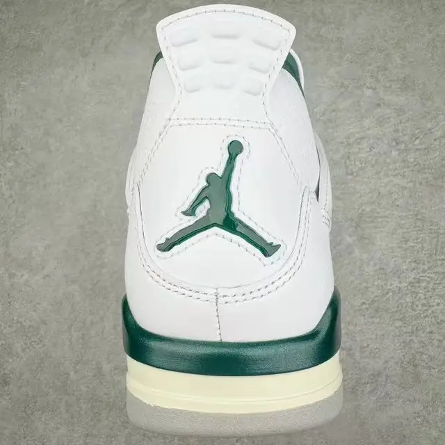 AJ4 | FQ8138-103